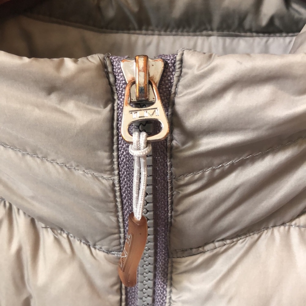 Tumi Packable Puffer Down Jacket Walt Disney Prod… - image 3